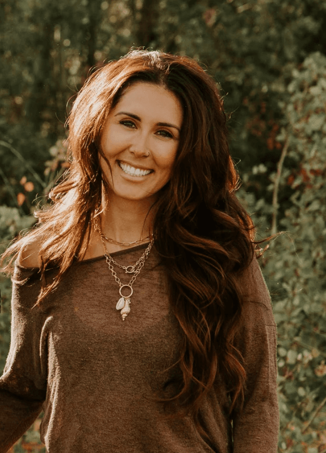 agent-Samantha Lawrence